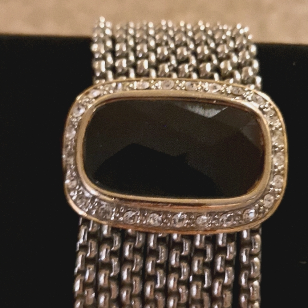 Magnetic multi strand bracelet